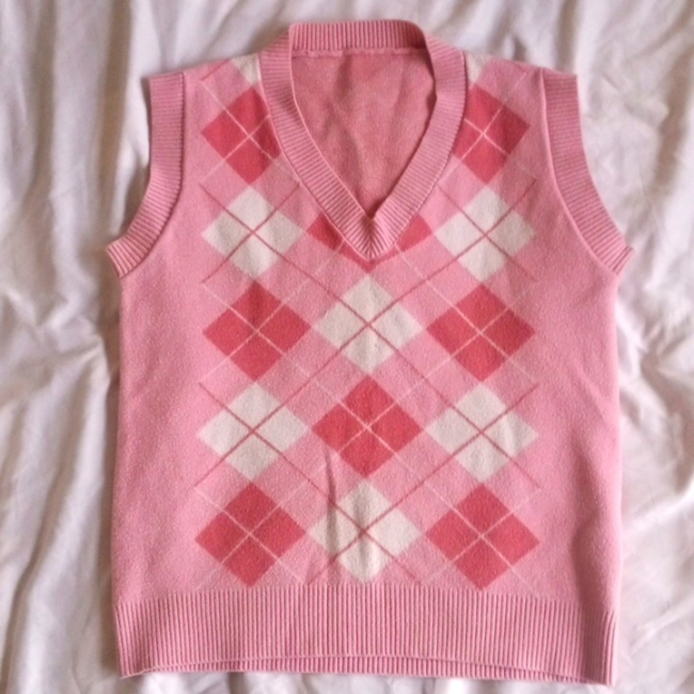 Sleeveless pink blouse